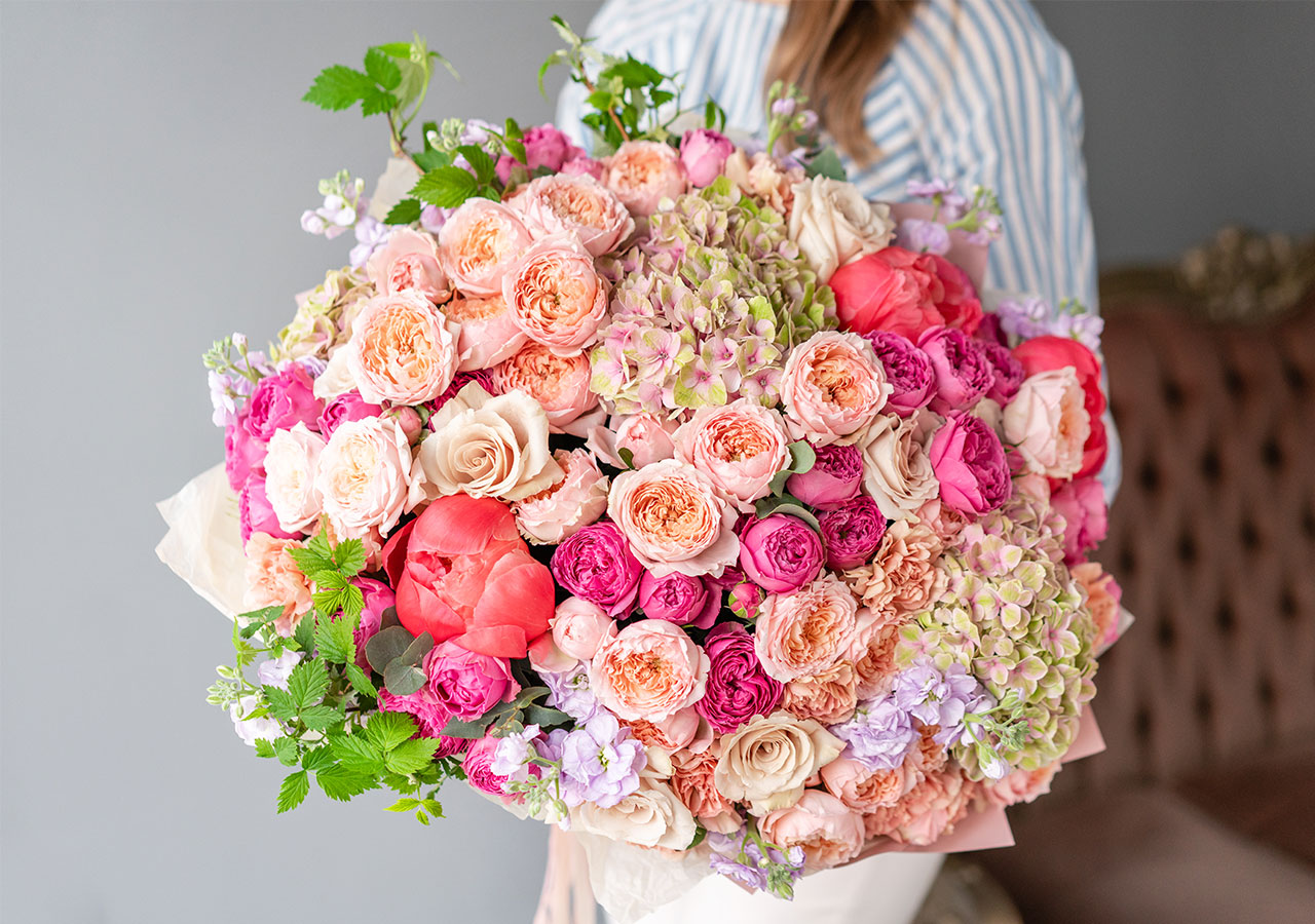 Pour la fête des mères, faites livrer un énorme bouquet ! Pour la fête des mères, faites livrer un énorme bouquet !