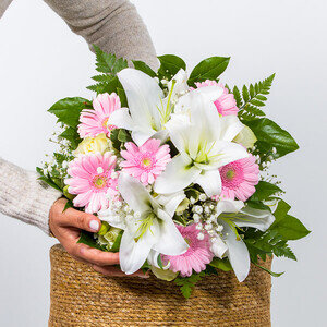 Bouquet de fleurs éternelles Camila - Fleuriste en Ligne