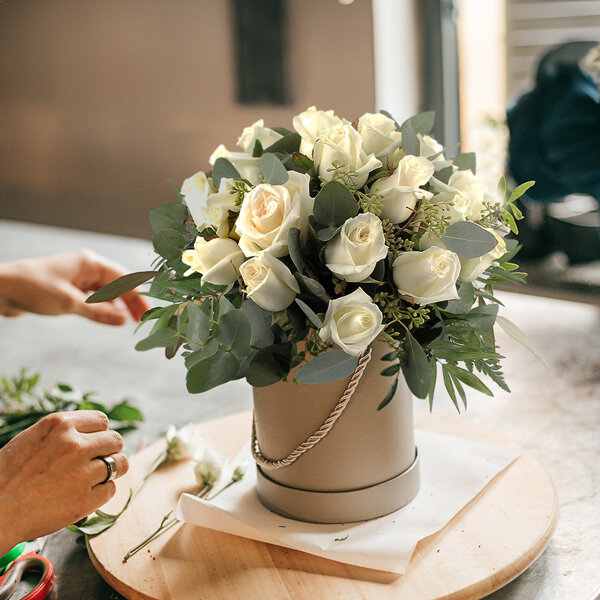 Bouquet De Roses Blanches Livraison En Express Florajet 4874